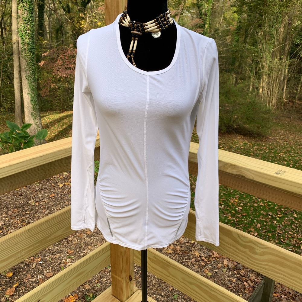 Athleta Speed light running top
